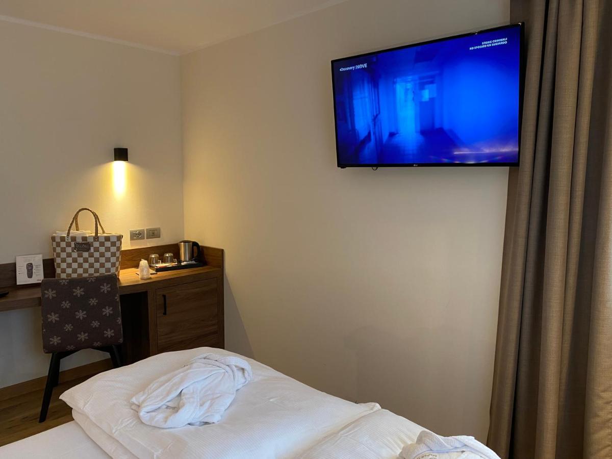Dolomeet Boutique Hotel 平佐洛 外观 照片