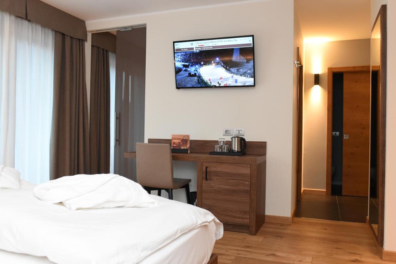 Dolomeet Boutique Hotel 平佐洛 外观 照片