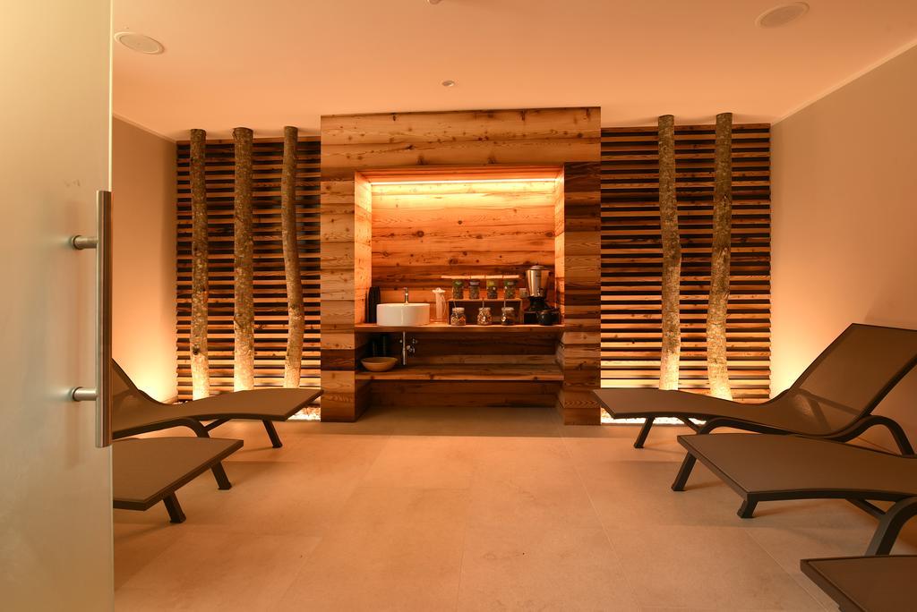 Dolomeet Boutique Hotel 平佐洛 外观 照片