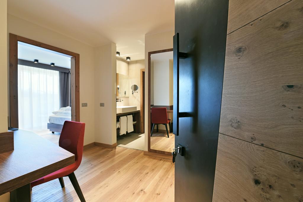 Dolomeet Boutique Hotel 平佐洛 外观 照片